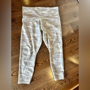 Athleta Elation 7/8 tights